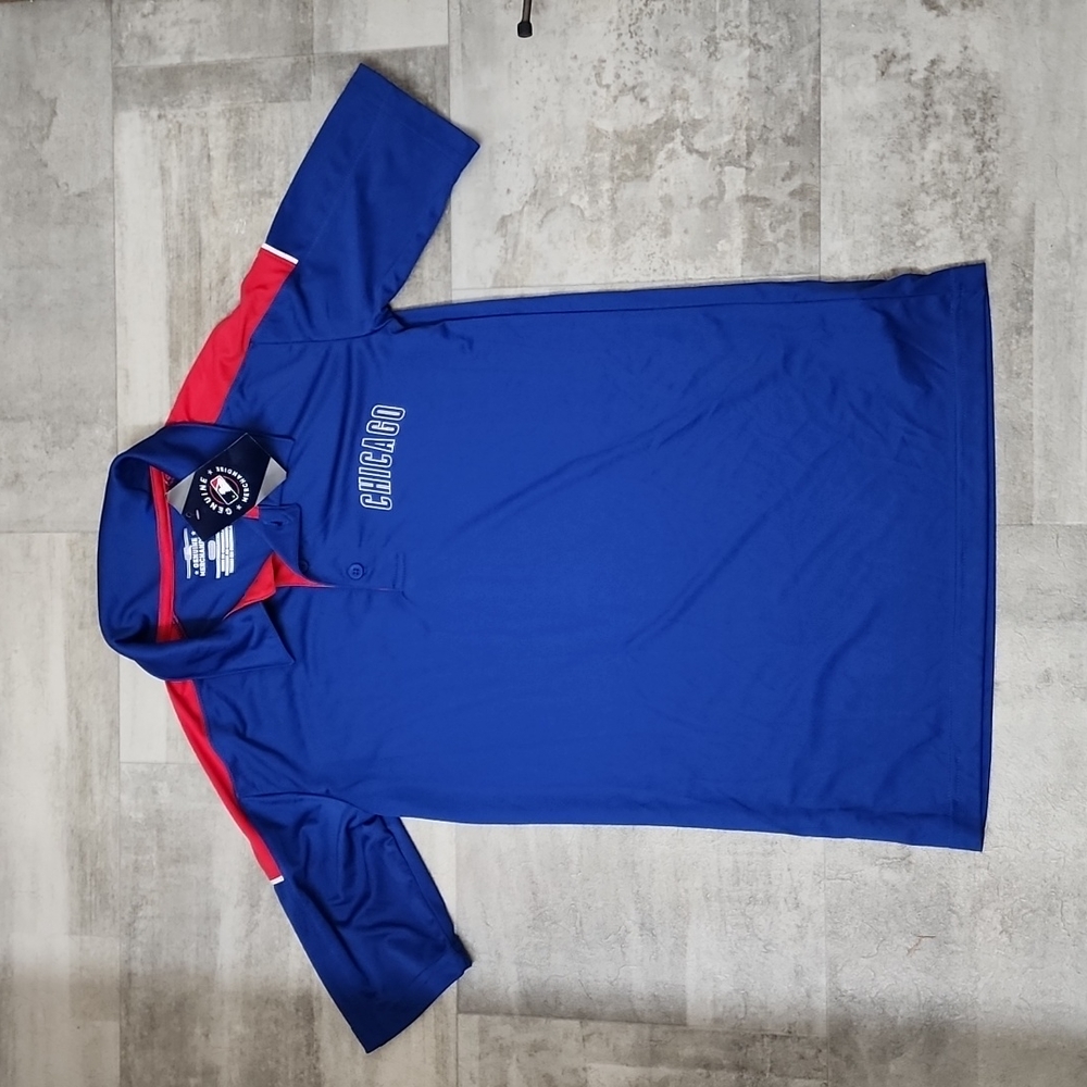 MN Chicago polo shirt size Sm. NWT